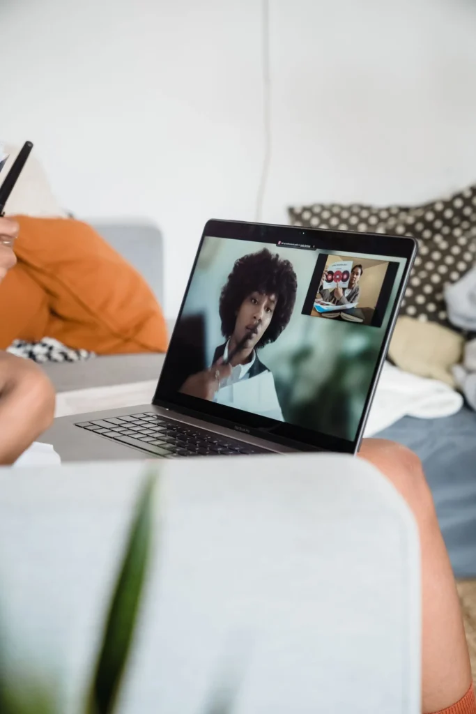 Videokonferanse på laptop